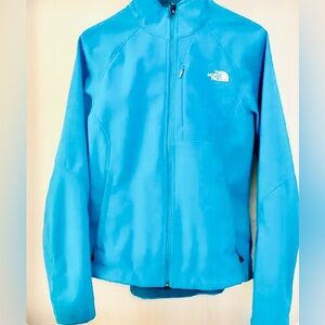 North Face Women’s Full Zip Soft Shell Jacket (Apex Risor Model) FREE SHIPPING!
